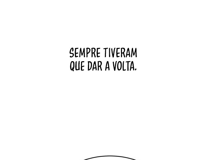 Red Laurel Flowers to My Emperor Capítulo 2 Página 13